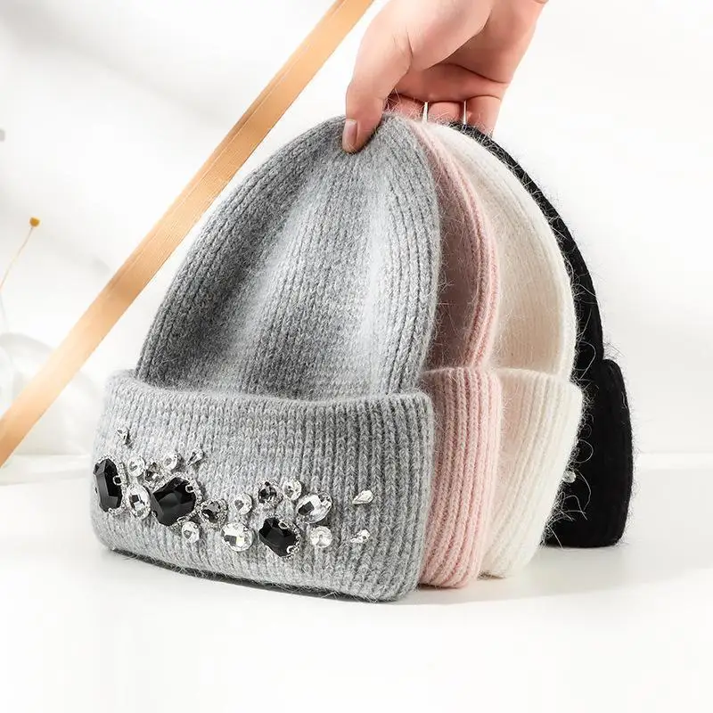 Ladies Fashion Warm Knitted Knitted Knitted Hat with Bright Diamond Rabbit Hair Thickened Warm Cotton Hat Travel Shopping Hat
Ladies Fashion Warm Knitted Knitted Knitted Hat with Bright Diamond Rabbit Hair Thickened Warm Cotton Hat Travel Shopping Hat