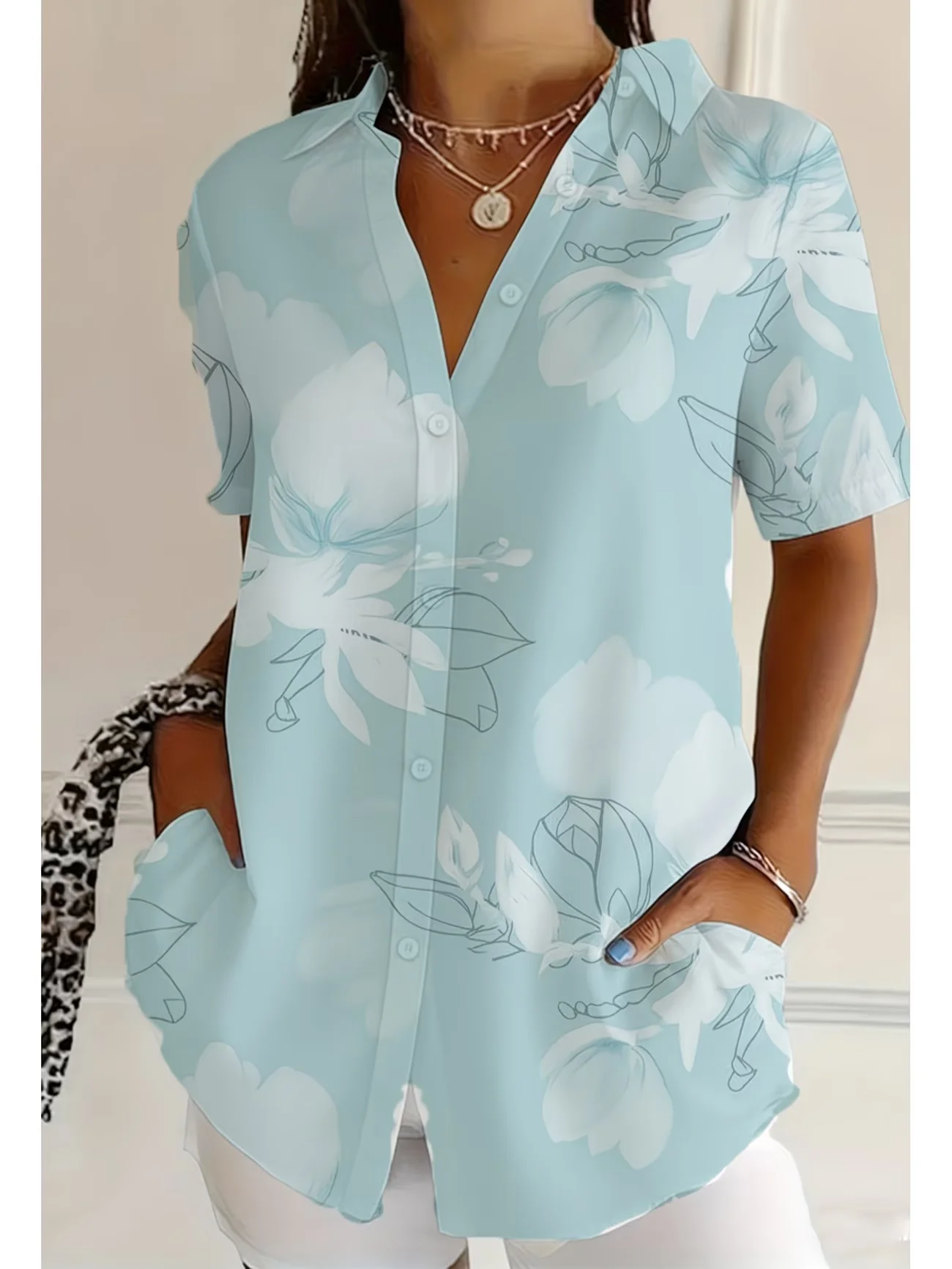 Ladies short sleeve Fashion shirt Casual Loose Floral Print Summer Shirts Tops Office Ladies blouses
Ladies short sleeve Fashion shirt Casual Loose Floral Print Summer Shirts Tops Office Ladies blouses