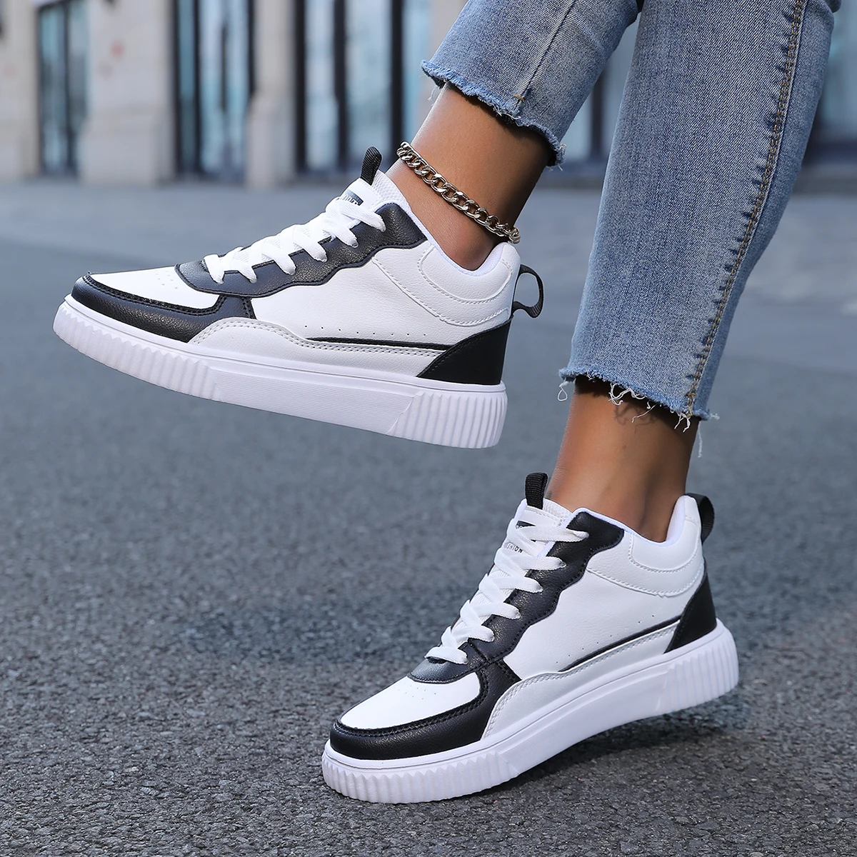 Men's Classic High-Top Sneakers White And Black Spring Summer Trendy Fashionable Studenversat Shoes
Men's Classic High-Top Sneakers White And Black Spring Summer Trendy Fashionable Studenversat Shoes