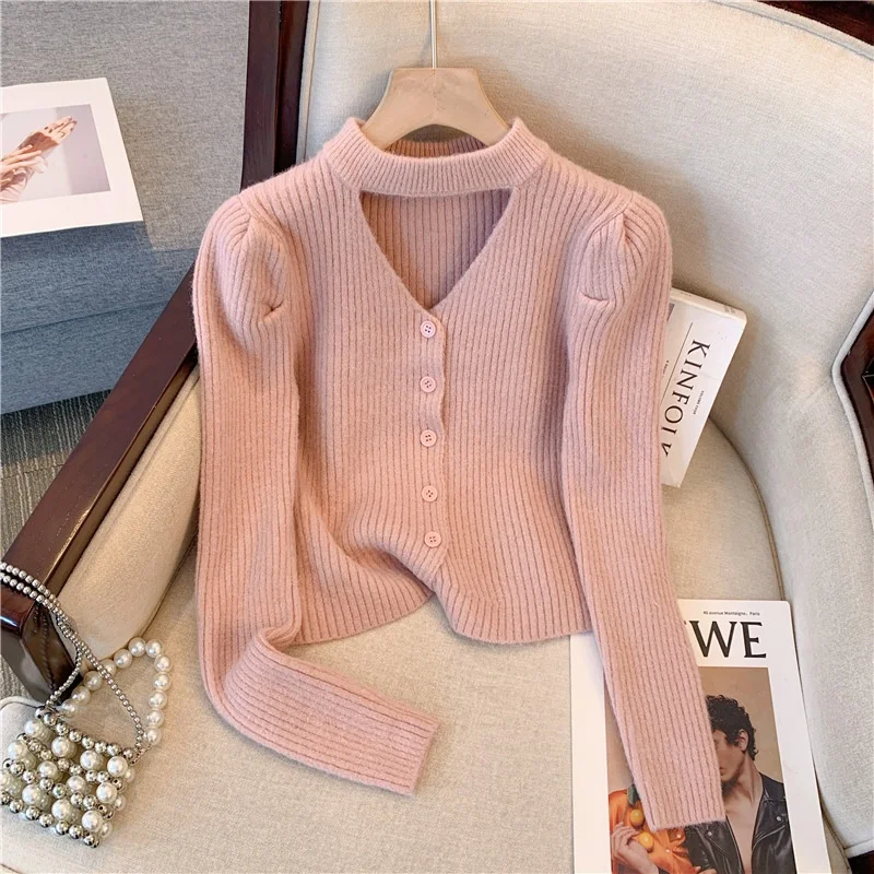 Sweet Style V-Neck Hollow out Knitted Sweater Women's Autumn Winter New Bubble Sleeve T-Shirt Neck Hanging Soft Wind Tag Cutting
Sweet Style V-Neck Hollow out Knitted Sweater Women's Autumn Winter New Bubble Sleeve T-Shirt Neck Hanging Soft Wind Tag Cutting