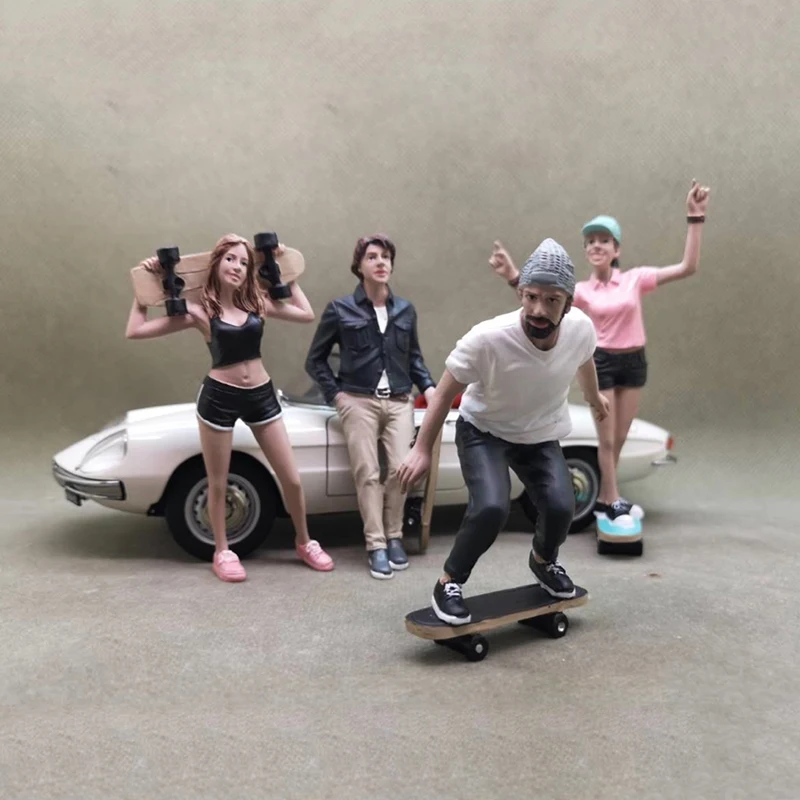 1:18 Scale 4pcs Scene Accessory Doll Street Skateboarding Beauty And Handsome Guy Girl Man Action Figure Model Collection Gifts
1:18 Scale 4pcs Scene Accessory Doll Street Skateboarding Beauty And Handsome Guy Girl Man Action Figure Model Collection Gifts