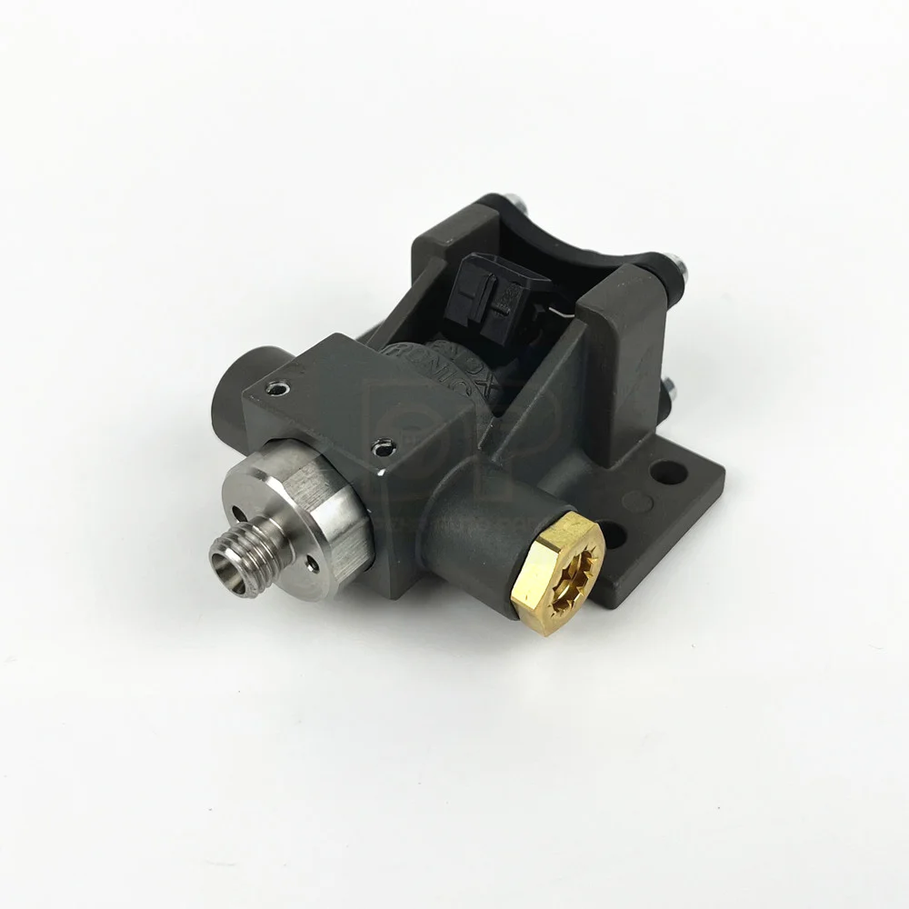 1791538 1819790 0444011023 1674661 One Piece Urea Dosing Module Valve Injection Valve For D A F CF75 CF85 XF105
1791538 1819790 0444011023 1674661 One Piece Urea Dosing Module Valve Injection Valve For D A F CF75 CF85 XF105