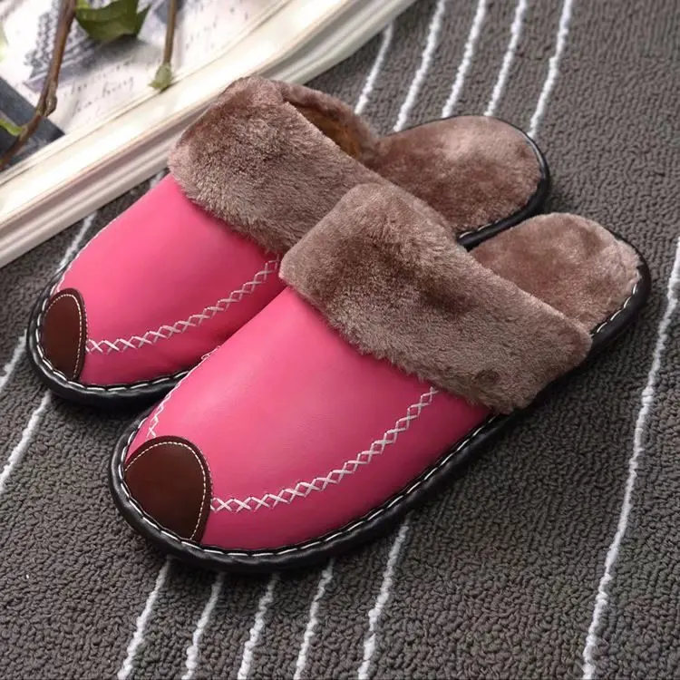 Warm cotton slippers Winter indoor thick-soled home shoes Wool slippers for men and women Couples' leather slippers
Warm cotton slippers Winter indoor thick-soled home shoes Wool slippers for men and women Couples' leather slippers