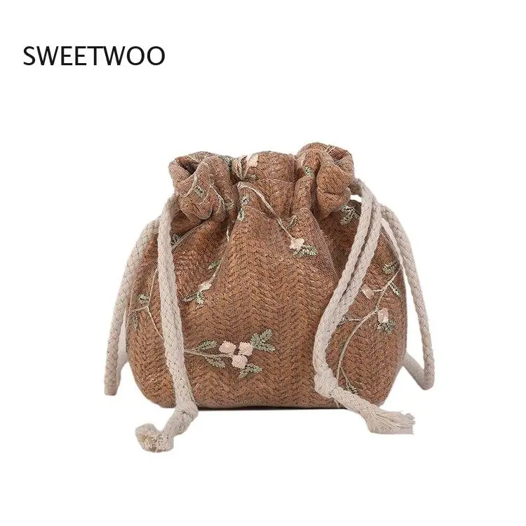 Women Boho Floral Embroidered Straw Drawstring Crossbody Bag Casual Mini Purse for Beach Vacation
Women Boho Floral Embroidered Straw Drawstring Crossbody Bag Casual Mini Purse for Beach Vacation