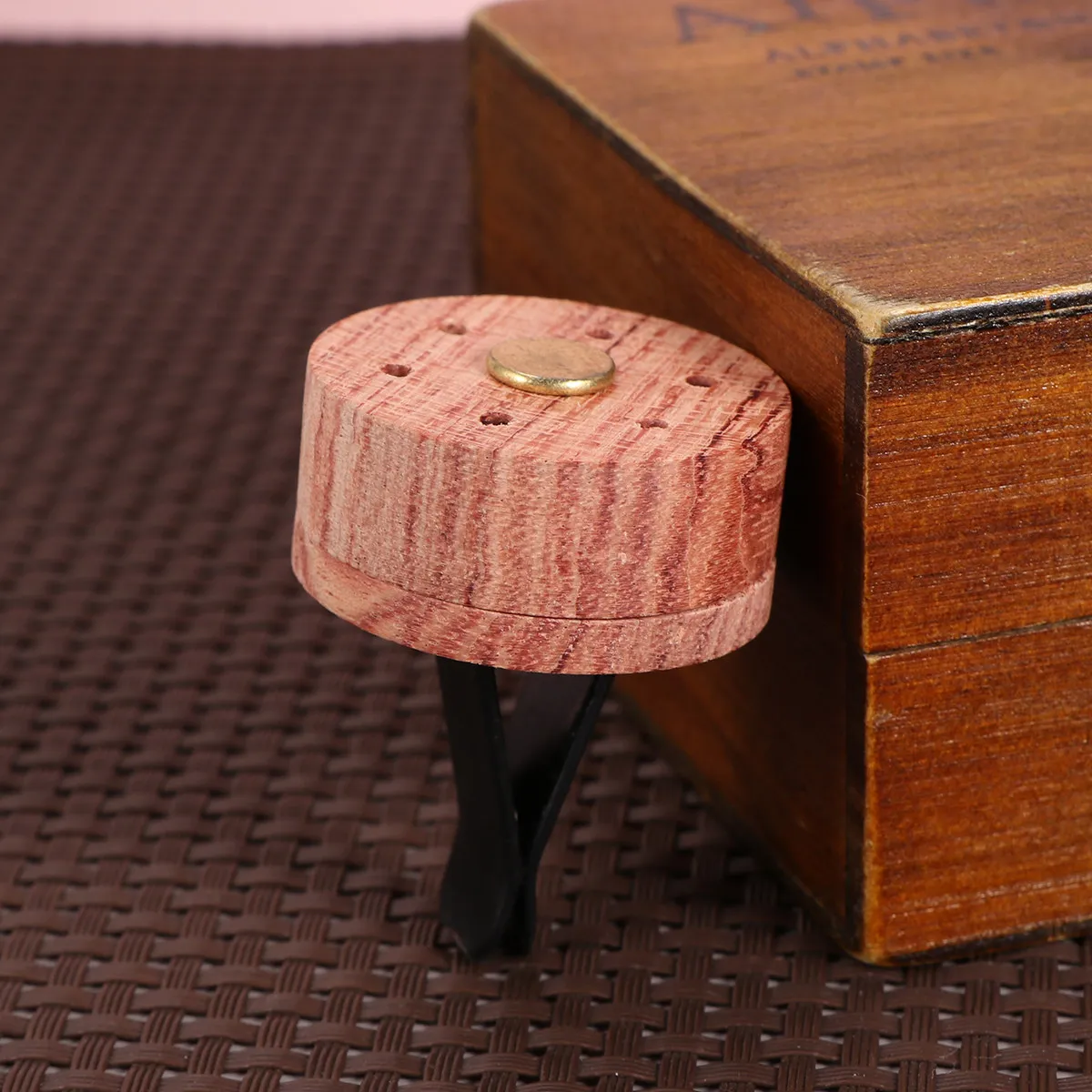 1Pcs Essential Oil Diffuser Wood Aromatherapy Diffuser Round Rosewood Sleep Aid Rejuvenation for Office Home Bedroom Yoga
1Pcs Essential Oil Diffuser Wood Aromatherapy Diffuser Round Rosewood Sleep Aid Rejuvenation for Office Home Bedroom Yoga