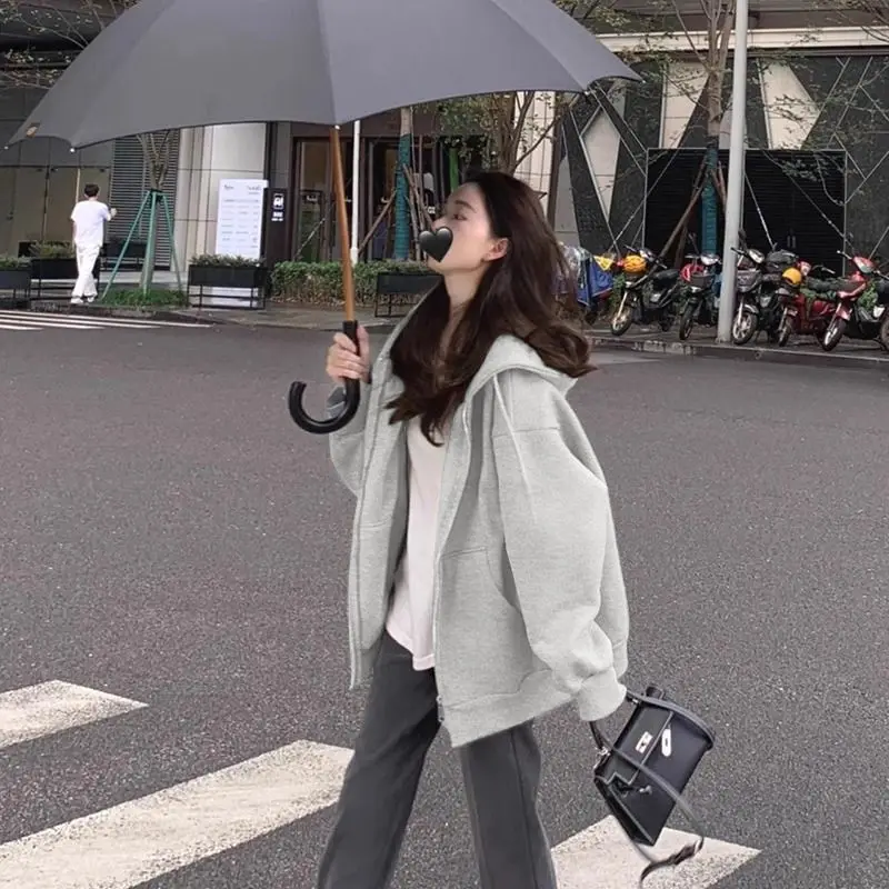 Корейская версия женского кардигана с капюшоном, свободная толстовка, осенне-зимняя утепленная куртка с плюшевой подкладкой, женский топ в стиле оверсайз
Корейская версия женского кардигана с капюшоном, свободная толстовка, осенне-зимняя утепленная куртка с плюшевой подкладкой, женский топ в стиле оверсайз