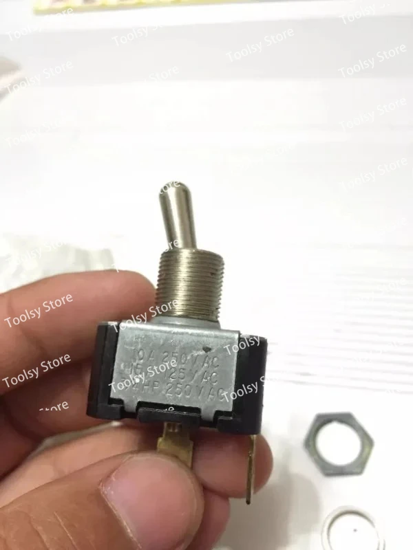 АксессуарыHennypenny Fa Li Chen Bao Выключатель лампы, импортированный из США, тумблер
АксессуарыHennypenny Fa Li Chen Bao Выключатель лампы, импортированный из США, тумблер