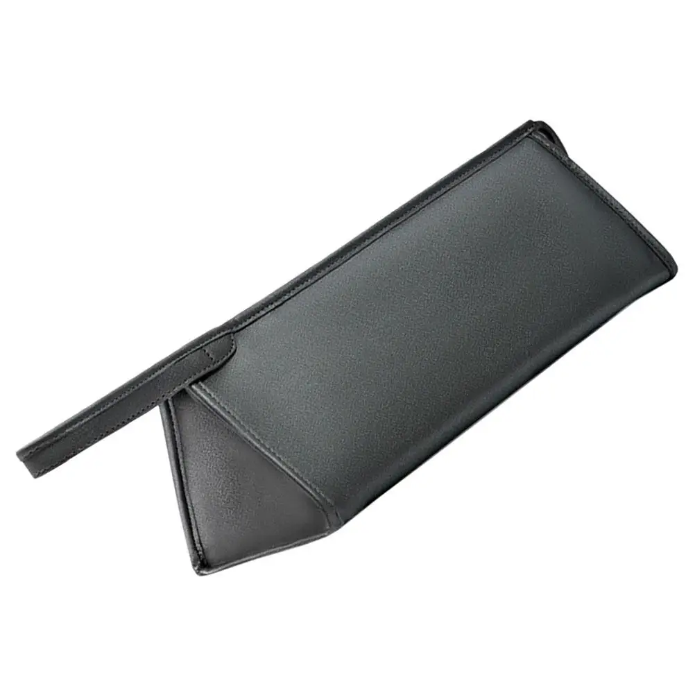 Portable Hair Dryer Travel Case PU Material Protective Hair Curler Organizer Lightweight Carrying Bag for Travel Makeup Brush
Portable Hair Dryer Travel Case PU Material Protective Hair Curler Organizer Lightweight Carrying Bag for Travel Makeup Brush