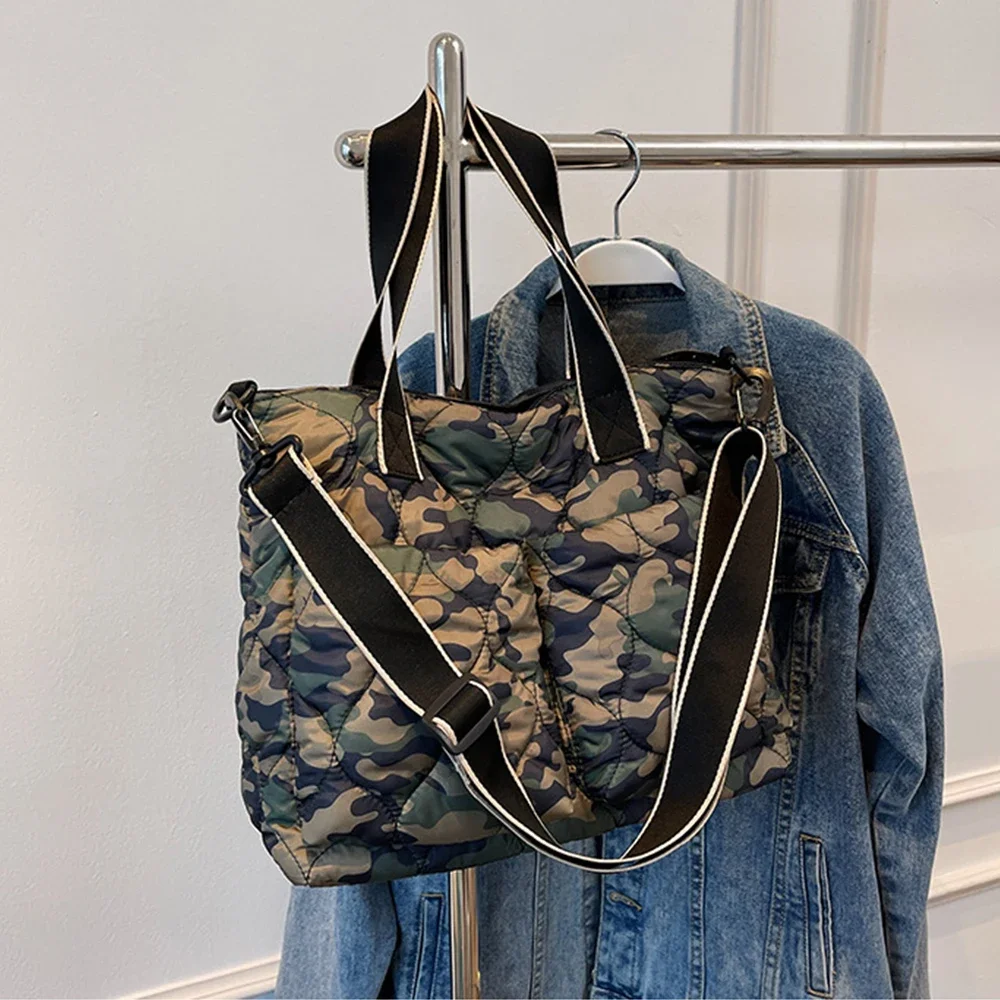 Fashion Cotton Padded Women Shoulder Bag Designer Quilted Purses And Handbags Winter Nylon Down Crossbody Bags For Women 2023
Fashion Cotton Padded Women Shoulder Bag Designer Quilted Purses And Handbags Winter Nylon Down Crossbody Bags For Women 2023