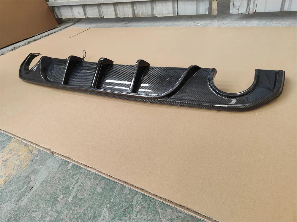 Used for 2020+BMW 4 Series G26 420i 430I 435i M440i 4-door High-quality Carbon Fiber B-style Rear Diffuser Body Kit
Used for 2020+BMW 4 Series G26 420i 430I 435i M440i 4-door High-quality Carbon Fiber B-style Rear Diffuser Body Kit