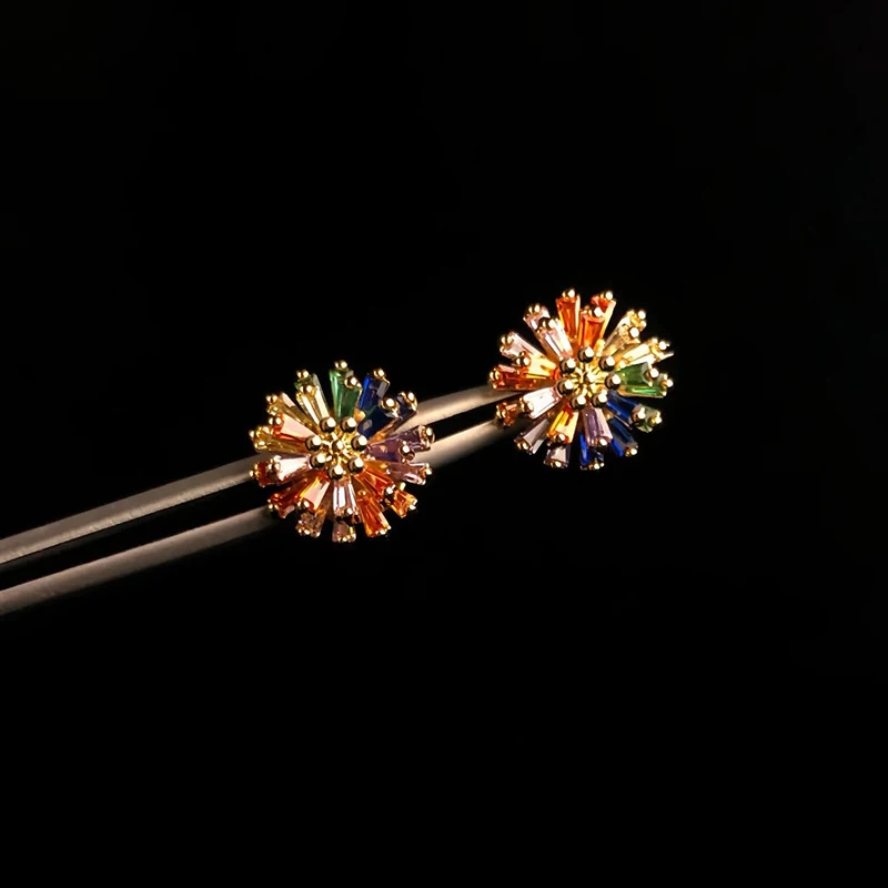 Rainbow Dopamine Super Sparkling Daisy 18k Earrings For Women, Fashionable Temperament, High-End And Elegant Earrings
Rainbow Dopamine Super Sparkling Daisy 18k Earrings For Women, Fashionable Temperament, High-End And Elegant Earrings