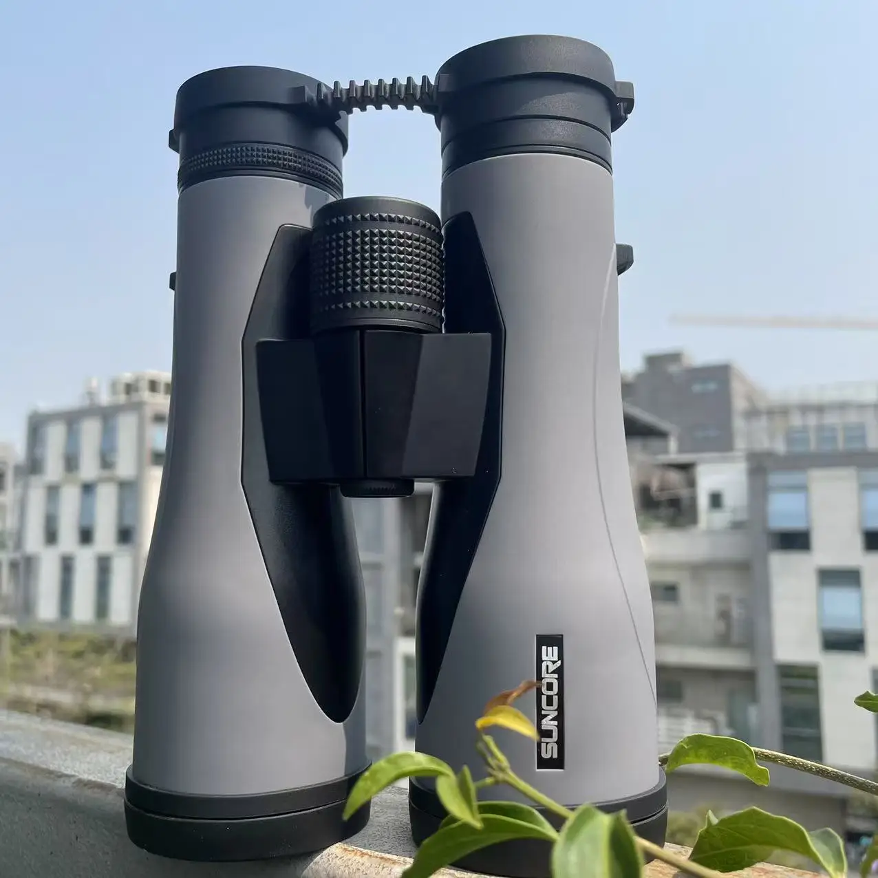 12x50 Caliber 23mm large eyepiece binoculars with magnification and definition, with for huting sporting, bird Wating
12x50 Caliber 23mm large eyepiece binoculars with magnification and definition, with for huting sporting, bird Wating