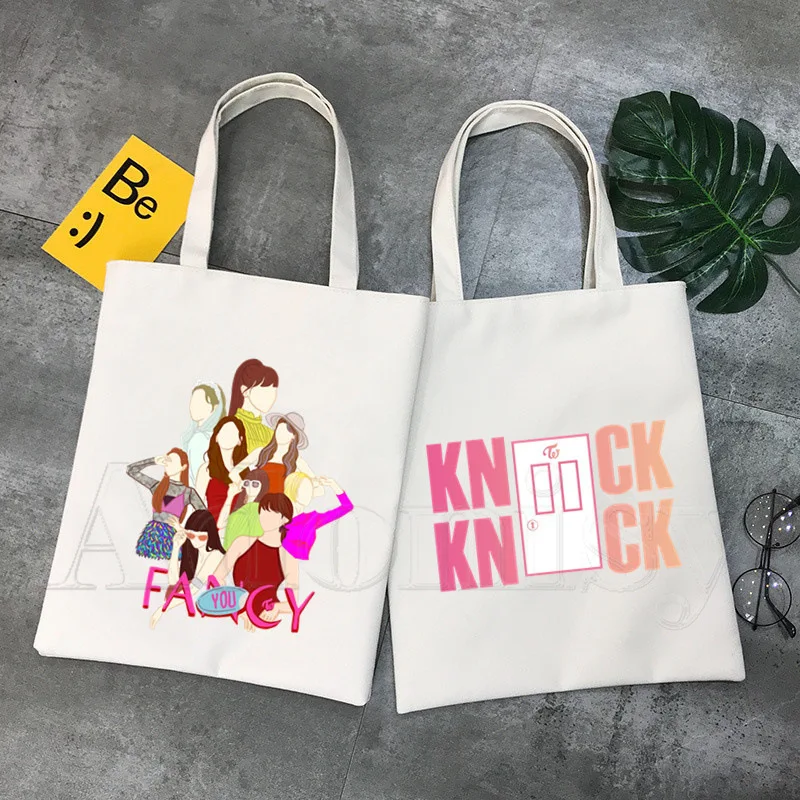 TWICE Cartoon Peripheral Canvas Shoulder Bag Canvas Commuter Tote Bag Large Capacity Portable Handbag Casual Daily Shopping
TWICE Cartoon Peripheral Canvas Shoulder Bag Canvas Commuter Tote Bag Large Capacity Portable Handbag Casual Daily Shopping