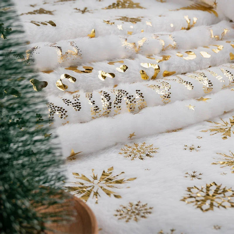 160X50Cm Pv Velvet Gilded Snowflake Velvet Fabric for Christmas Decoration Pillow Cover Women's Hoodie Handmade Diy Sewing Cloth
160X50Cm Pv Velvet Gilded Snowflake Velvet Fabric for Christmas Decoration Pillow Cover Women's Hoodie Handmade Diy Sewing Cloth
