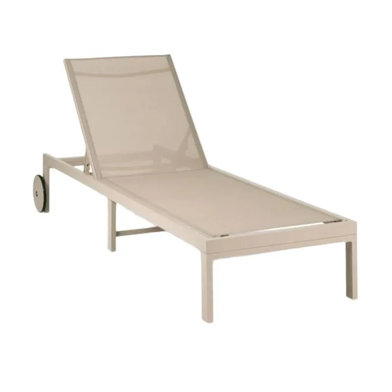 Outdoor loungers, loungers, leisure beach chairs with wheels
Outdoor loungers, loungers, leisure beach chairs with wheels
