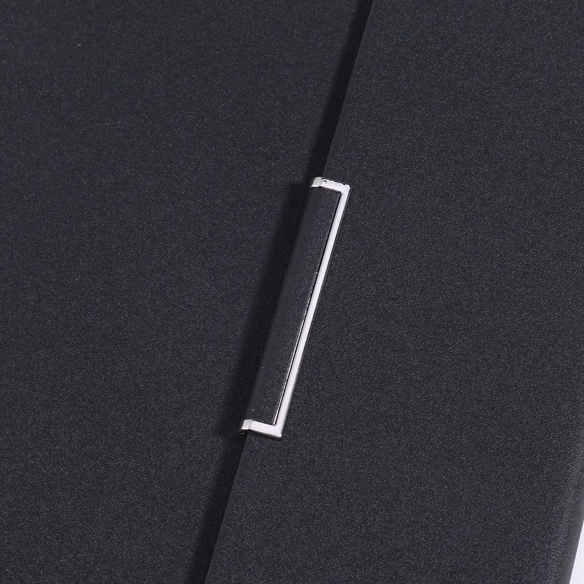A5 Business Notebook Premium PU Hard Cover Classic Design Office School Notepad Loose Leaf Notebook with Pen Holder
A5 Business Notebook Premium PU Hard Cover Classic Design Office School Notepad Loose Leaf Notebook with Pen Holder