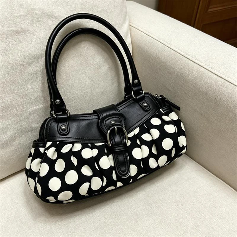 Stylish Women's Belt Buckle Design Shoulder Bag Retro Y2k Polka Dot Motorcycle Underarm Bag Niche Rivet Patchwork Design Handbag
Stylish Women's Belt Buckle Design Shoulder Bag Retro Y2k Polka Dot Motorcycle Underarm Bag Niche Rivet Patchwork Design Handbag