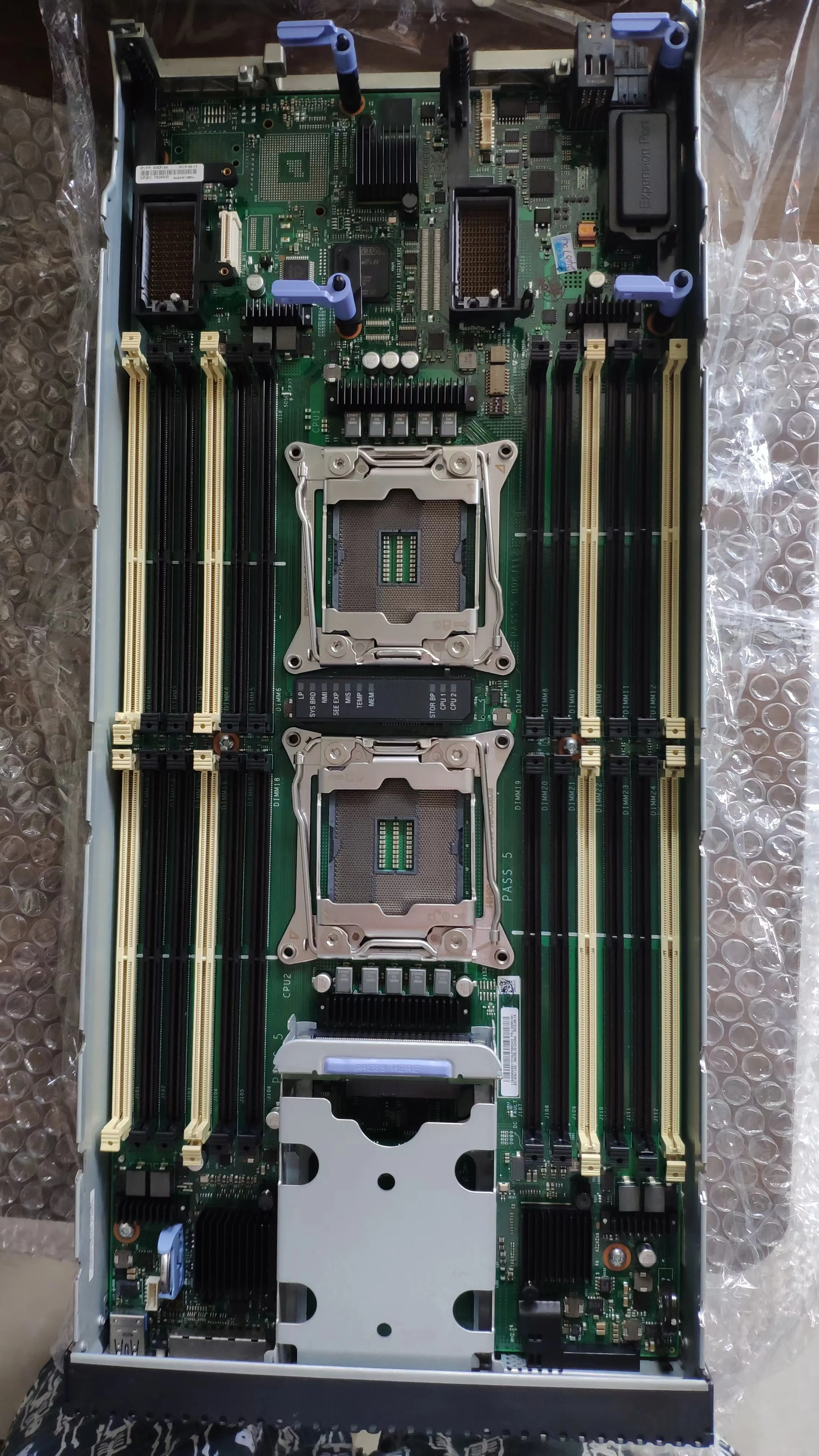 for IBM 9532 X240 M5 Blade Server Motherboard Spot No 00AE663 00MV291 00MW807 Supports V3 V4 Processor
for IBM 9532 X240 M5 Blade Server Motherboard Spot No 00AE663 00MV291 00MW807 Supports V3 V4 Processor
