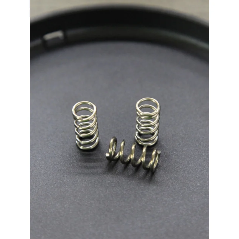 A set of limit springs for the special cutter head of the fiorenzato Italian electric bean grinder, F64e and F83e
A set of limit springs for the special cutter head of the fiorenzato Italian electric bean grinder, F64e and F83e