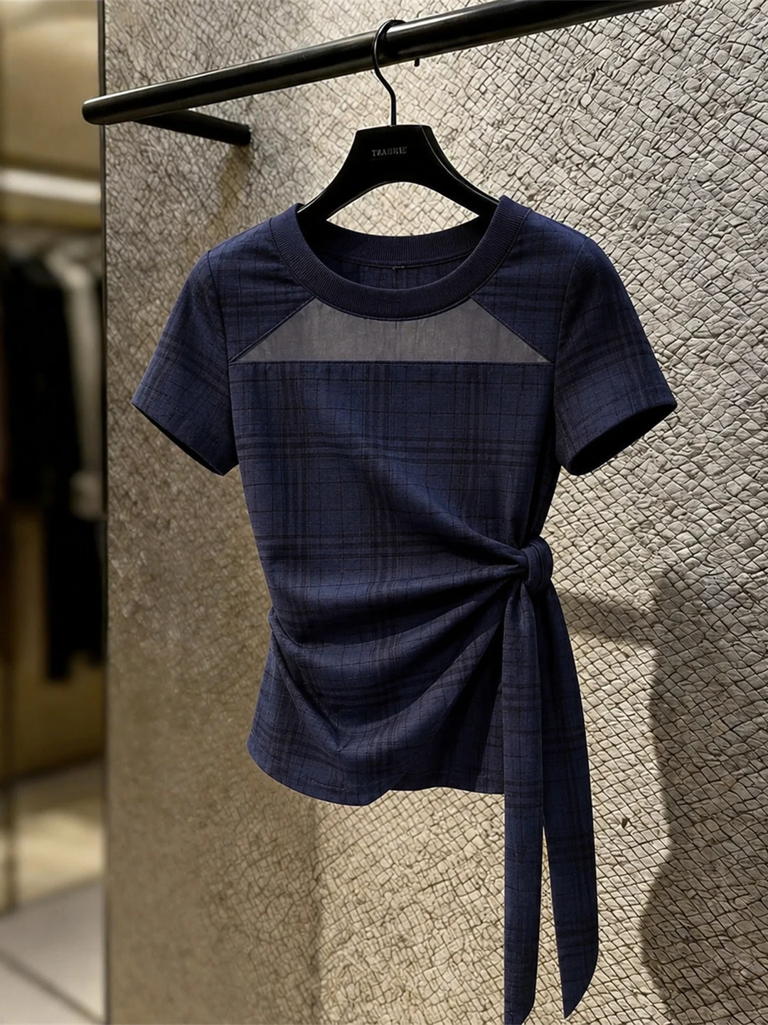 Elegant Mesh Splice round Neck Tie Slim Short Sleeve Women's Shirt Casual Style Commute Wind Korean Version Summer 2026
Elegant Mesh Splice round Neck Tie Slim Short Sleeve Women's Shirt Casual Style Commute Wind Korean Version Summer 2026