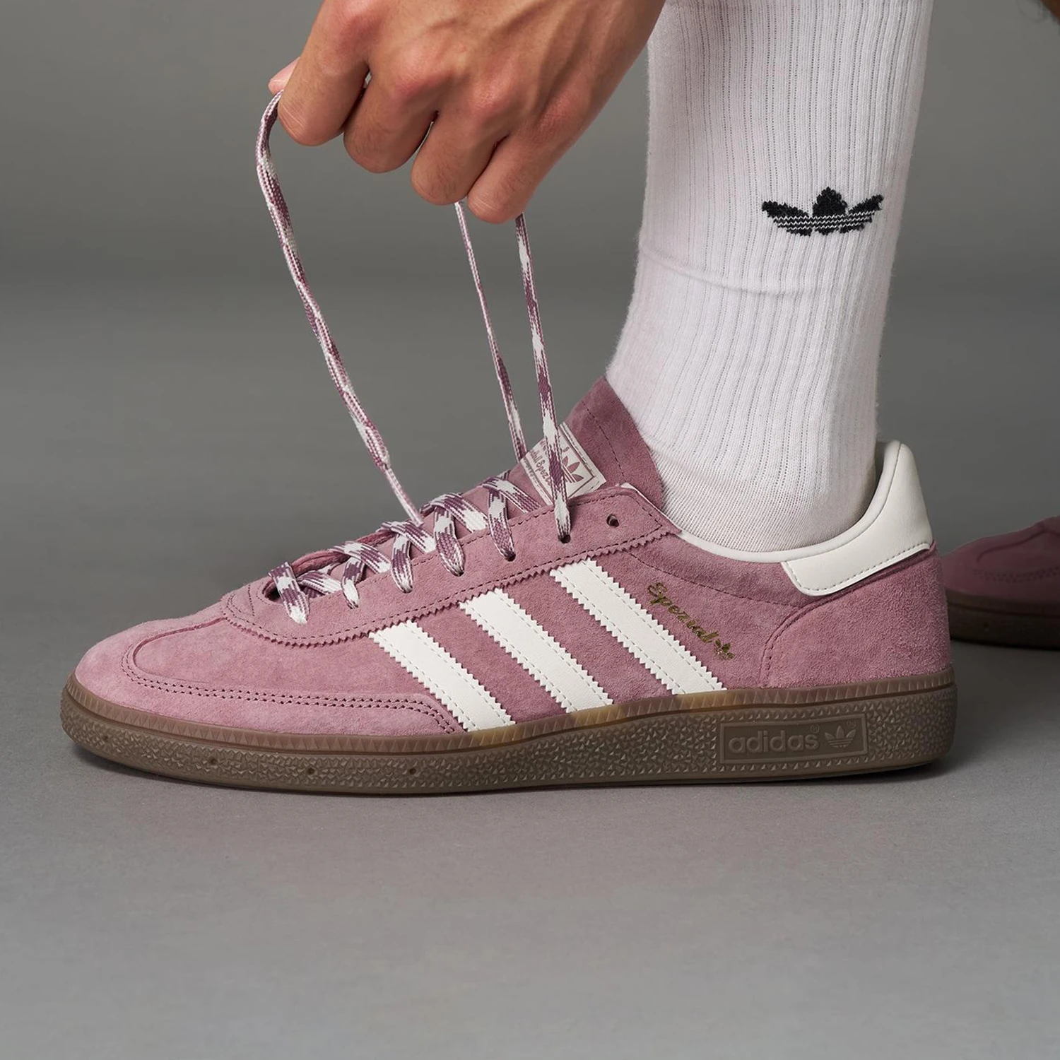 Adidas genuine Authentic Three-Leaf Men's & Women's Laced Lightweight Casual Daily Casual Shoes KJ6304
Adidas genuine Authentic Three-Leaf Men's & Women's Laced Lightweight Casual Daily Casual Shoes KJ6304