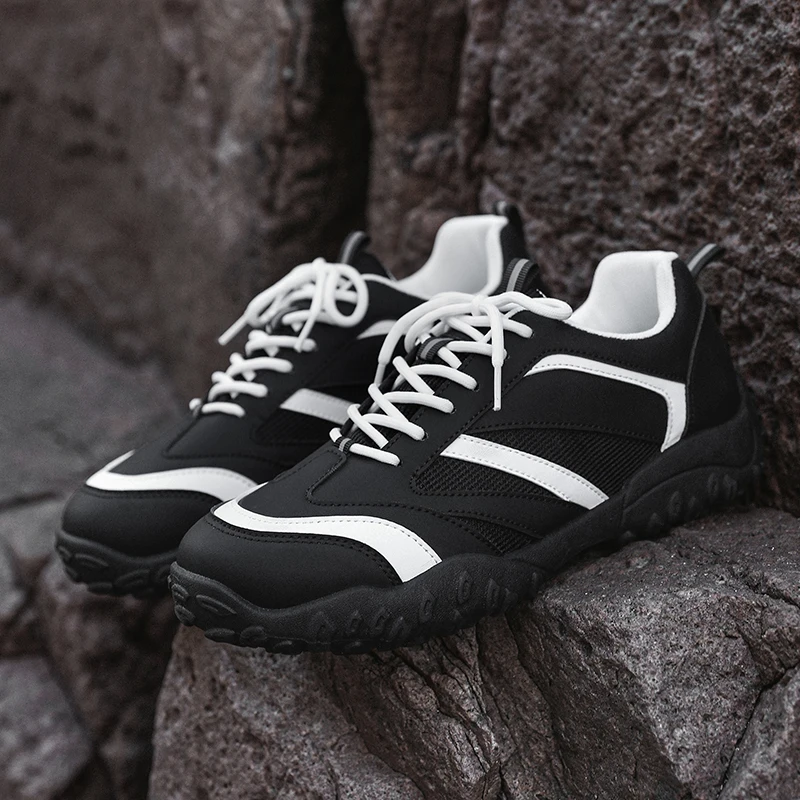 Men's Breathable Casual Sneakers Luxury Trainer Fashion Loafers Comfortable Running Shoes Race Tenis
Men's Breathable Casual Sneakers Luxury Trainer Fashion Loafers Comfortable Running Shoes Race Tenis