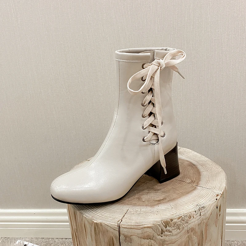 Leisure Side Cross-tied Winter Fall Woman Shoes Big Size 50 51 52 53 Square Chunky High Heels Ankle Short Motorcycle Boots
Leisure Side Cross-tied Winter Fall Woman Shoes Big Size 50 51 52 53 Square Chunky High Heels Ankle Short Motorcycle Boots