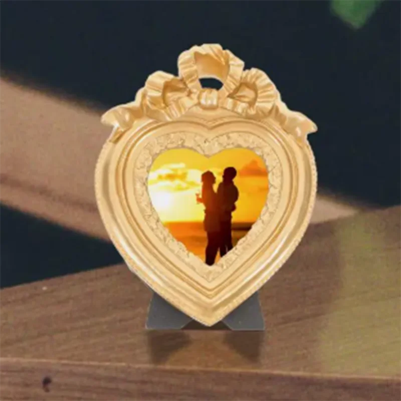 Heart Shaped Picture Frame Vintage Small Embossed Photo Frame Home Decor Heart Shaped Picture Photo Frame New 2025
Heart Shaped Picture Frame Vintage Small Embossed Photo Frame Home Decor Heart Shaped Picture Photo Frame New 2025