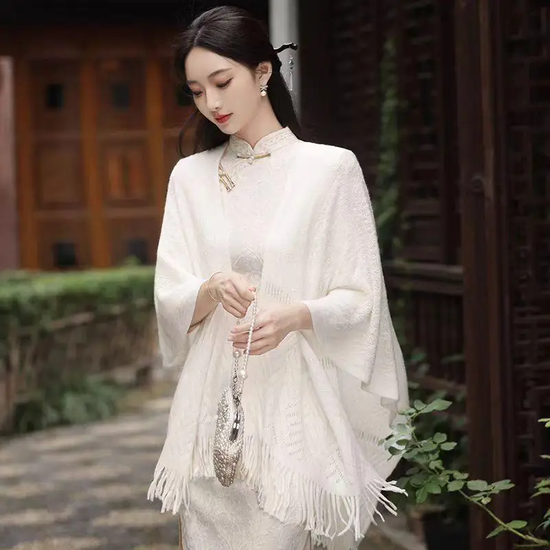 Versatile Knitted Shawl Outerwear Spring Summer Warmth Functional Fashionable Cardigan Style All-Match Coat Design
Versatile Knitted Shawl Outerwear Spring Summer Warmth Functional Fashionable Cardigan Style All-Match Coat Design