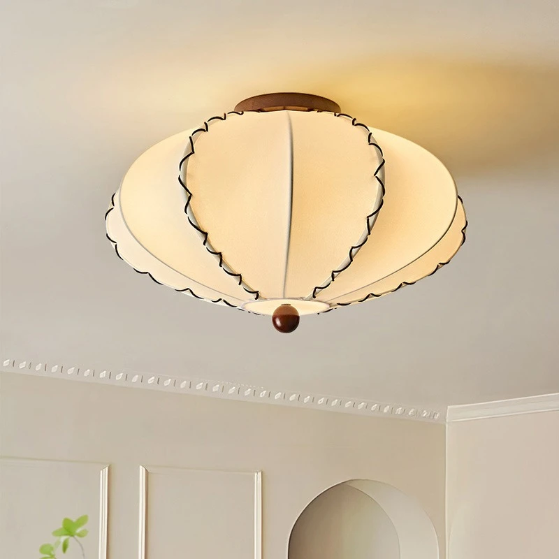 medieval French Maillard bedroom lace ceiling light wabi nostalgic retro fabric lantern homestay master bedroom light
medieval French Maillard bedroom lace ceiling light wabi nostalgic retro fabric lantern homestay master bedroom light