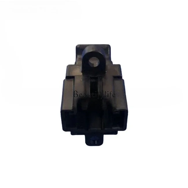 JJ tool parts*UR56-66-370 Rear single switch car window switch glass lifter
JJ tool parts*UR56-66-370 Rear single switch car window switch glass lifter