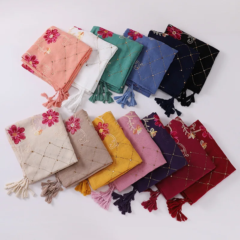 90*180CM New Diamond-encrusted Embroidered Tassel Headscarf Made of Faux Cotton and Linen A Fashionable Travel Shawl Hijabs
90*180CM New Diamond-encrusted Embroidered Tassel Headscarf Made of Faux Cotton and Linen A Fashionable Travel Shawl Hijabs