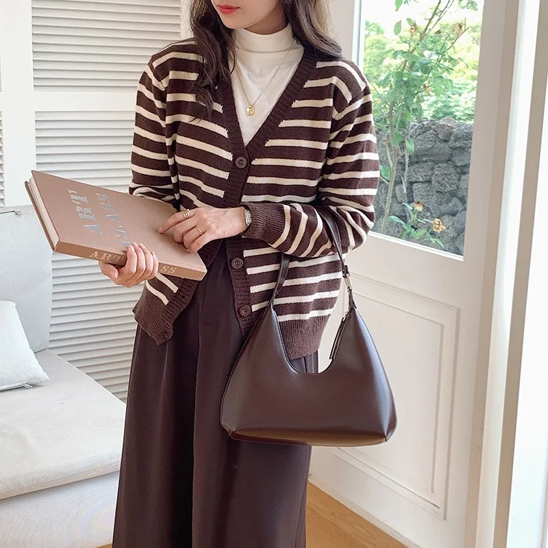 Korean version women's bag niche design high-end sensory bag women's shoulder bag fashionable versatile handbag
Korean version women's bag niche design high-end sensory bag women's shoulder bag fashionable versatile handbag