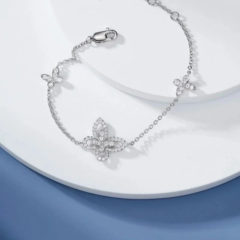 Classic Mozambique Butterfly Bracelet High Edition Light Luxury Butterfly Bracelet Women's Birthday Gift
Classic Mozambique Butterfly Bracelet High Edition Light Luxury Butterfly Bracelet Women's Birthday Gift