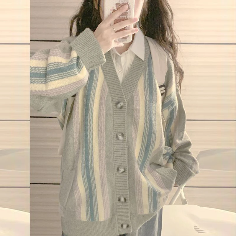 Preppy Style Fashion Stripe Cardigan Coat 2023 Women V-Neck Casual Knitted Coat Autumn Winter Loose Single Breasted Sweater Coat
Preppy Style Fashion Stripe Cardigan Coat 2023 Women V-Neck Casual Knitted Coat Autumn Winter Loose Single Breasted Sweater Coat