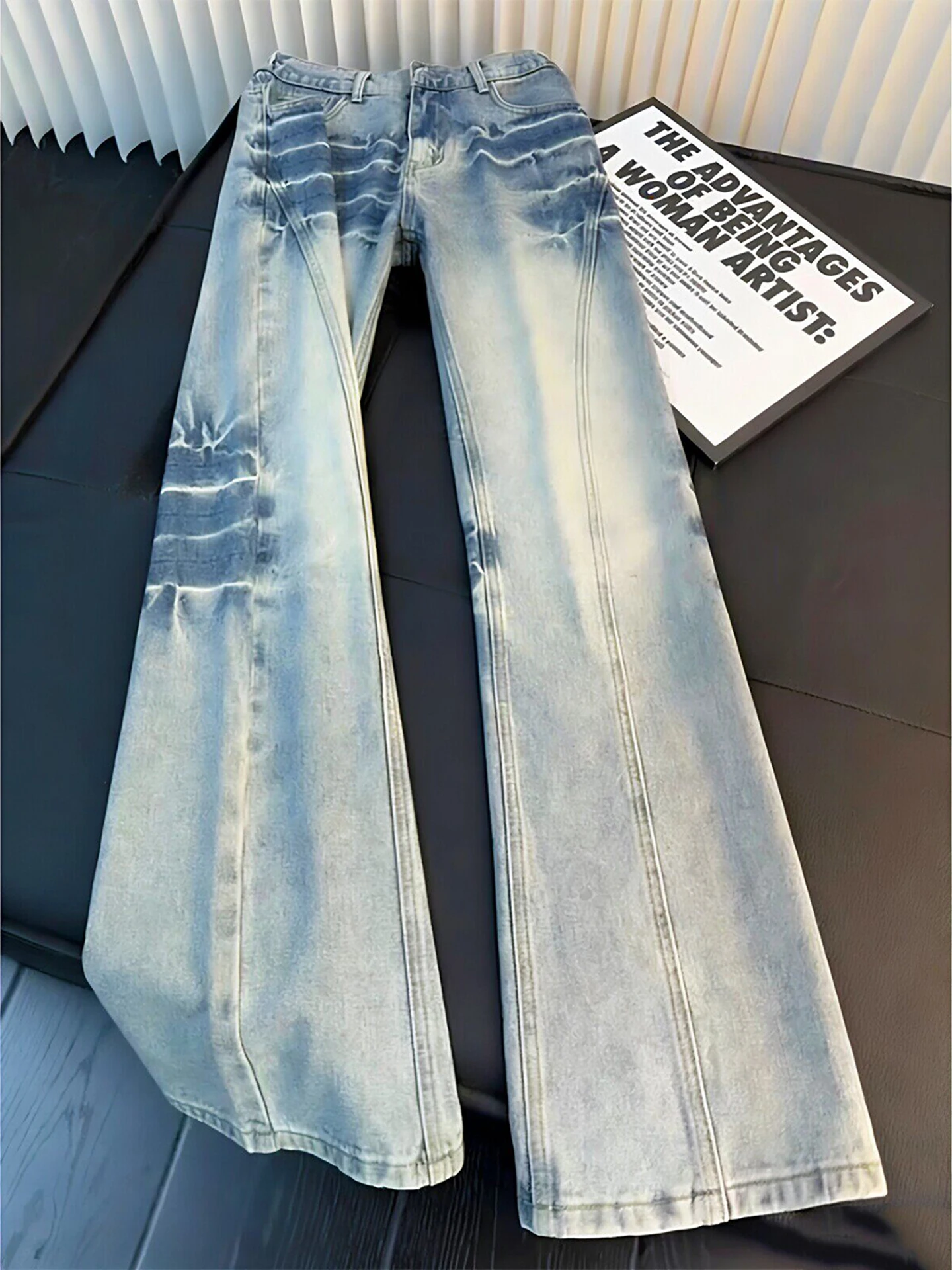 Light Blue Lightning Pattern Flared Straight Leg Jeans Men's American High Street Angle Cut Knife Pants CleanFit Jeans
Light Blue Lightning Pattern Flared Straight Leg Jeans Men's American High Street Angle Cut Knife Pants CleanFit Jeans