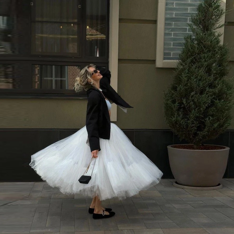 Модные белые юбки-миди для женщин, белая юбка с эластичным поясом, повседневная уличная юбка А-силуэта с оборками, летние юбки, платья
Модные белые юбки-миди для женщин, белая юбка с эластичным поясом, повседневная уличная юбка А-силуэта с оборками, летние юбки, платья