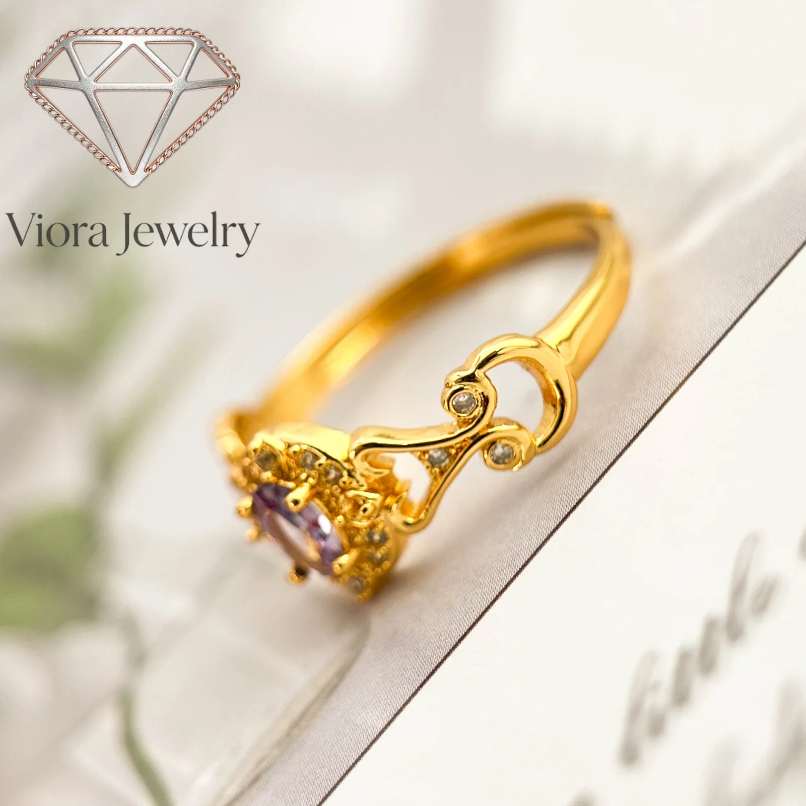 Viora Jewelry Light luxury jewelry 9999 24K real gold inlaid Chinese retro purple-red zircon ring hollow dot diamond palace styl
Viora Jewelry Light luxury jewelry 9999 24K real gold inlaid Chinese retro purple-red zircon ring hollow dot diamond palace styl