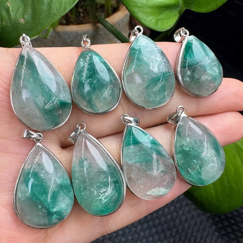 1PCS Natural Emerald Quartz Pendant Carving Healing Fengshui Stone DIY Accessories Holiday Birthday Gift 26MM
1PCS Natural Emerald Quartz Pendant Carving Healing Fengshui Stone DIY Accessories Holiday Birthday Gift 26MM