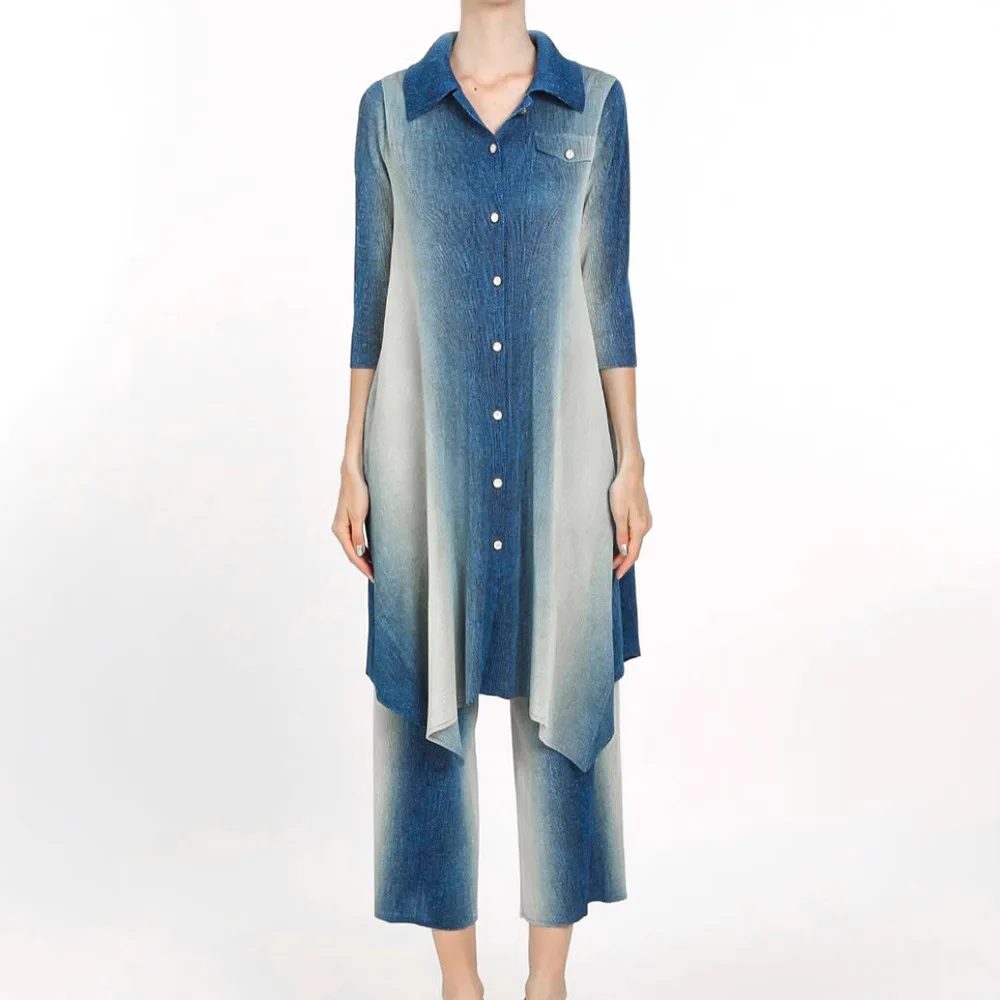 Miyake Pleated Women's Clothing Thin Suit Casual Pants Middle-aged Female Mother Two-piece Sets Fashion 2025 New
Miyake Pleated Women's Clothing Thin Suit Casual Pants Middle-aged Female Mother Two-piece Sets Fashion 2025 New