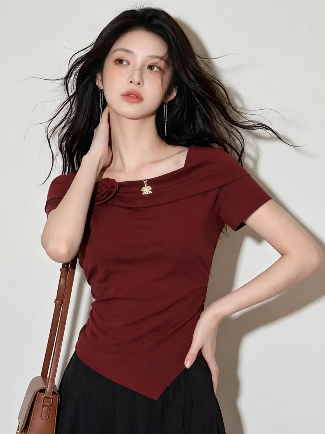 Fashionable Retro Short Sleeve Slim Fit Women's T-Shirt 3D Flower Design Summer 2026 Stylish Ageless Top Korean Style Silk Ma...
Fashionable Retro Short Sleeve Slim Fit Women's T-Shirt 3D Flower Design Summer 2026 Stylish Ageless Top Korean Style Silk Ma...