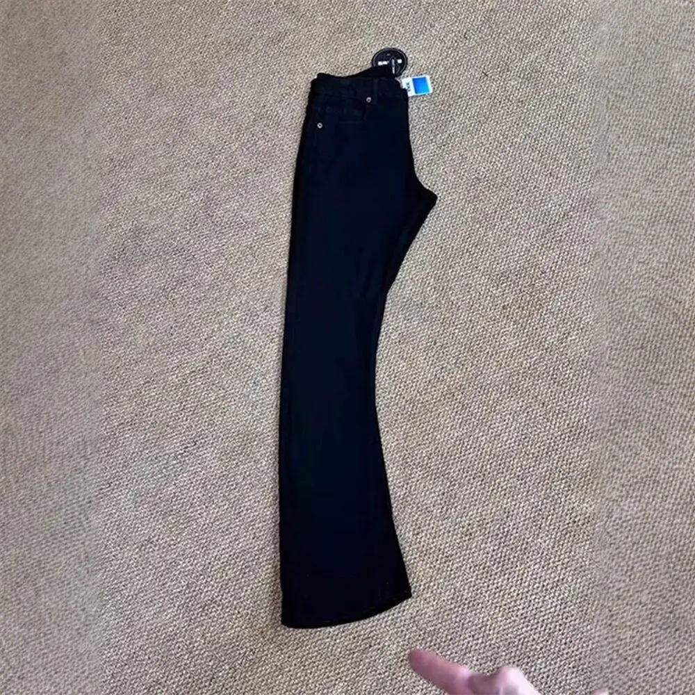 Black Leaf Blade Jeans Men Women Straight Leg Slimming Long Trousers High Waist Casual No Ironing Spring Summer American Style
Black Leaf Blade Jeans Men Women Straight Leg Slimming Long Trousers High Waist Casual No Ironing Spring Summer American Style