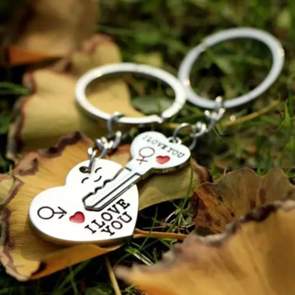1 Pair Zinc Alloy Lovers Heart Keychain Silver Plated My Heart Couple Love Keyring Creative I Love You
1 Pair Zinc Alloy Lovers Heart Keychain Silver Plated My Heart Couple Love Keyring Creative I Love You