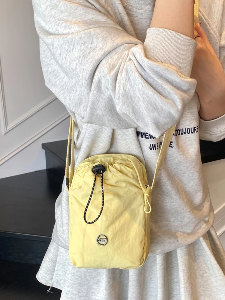 Portable Sports Water Bottle Umbrella Bag Men Women Students Mobile Phone Bag Single oulder Crossbody Bag Outdoors Nylon
Portable Sports Water Bottle Umbrella Bag Men Women Students Mobile Phone Bag Single oulder Crossbody Bag Outdoors Nylon