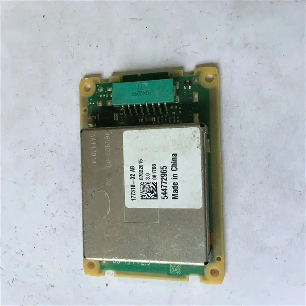 Оригинальная фара 17731032AB 177310-32 AB, подходит для Buick Regal GS Mitwe Sharan Golf 6gti, дневные ходовые рандовые детали, модуль привода
Оригинальная фара 17731032AB 177310-32 AB, подходит для Buick Regal GS Mitwe Sharan Golf 6gti, дневные ходовые рандовые детали, модуль привода