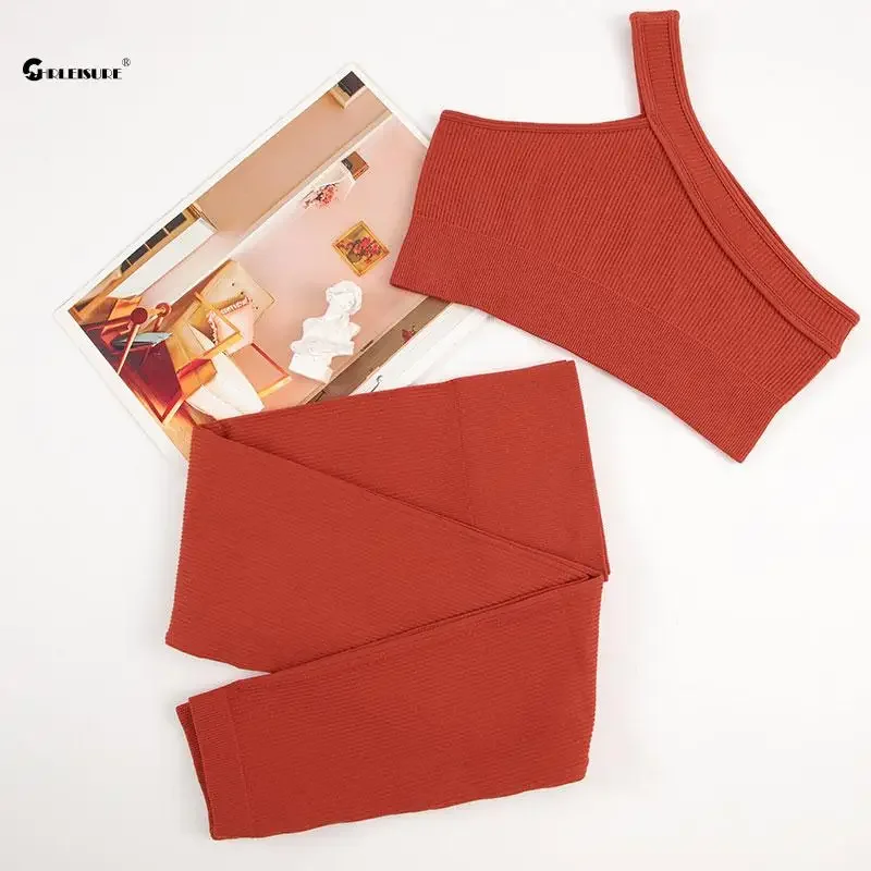 CHRLEISURE Seamless Sports Set Women Fitness Outfit Rib Yoga Suit Running Bra without Pad with Workout Leggings Gym Sportswear
CHRLEISURE Seamless Sports Set Women Fitness Outfit Rib Yoga Suit Running Bra without Pad with Workout Leggings Gym Sportswear
