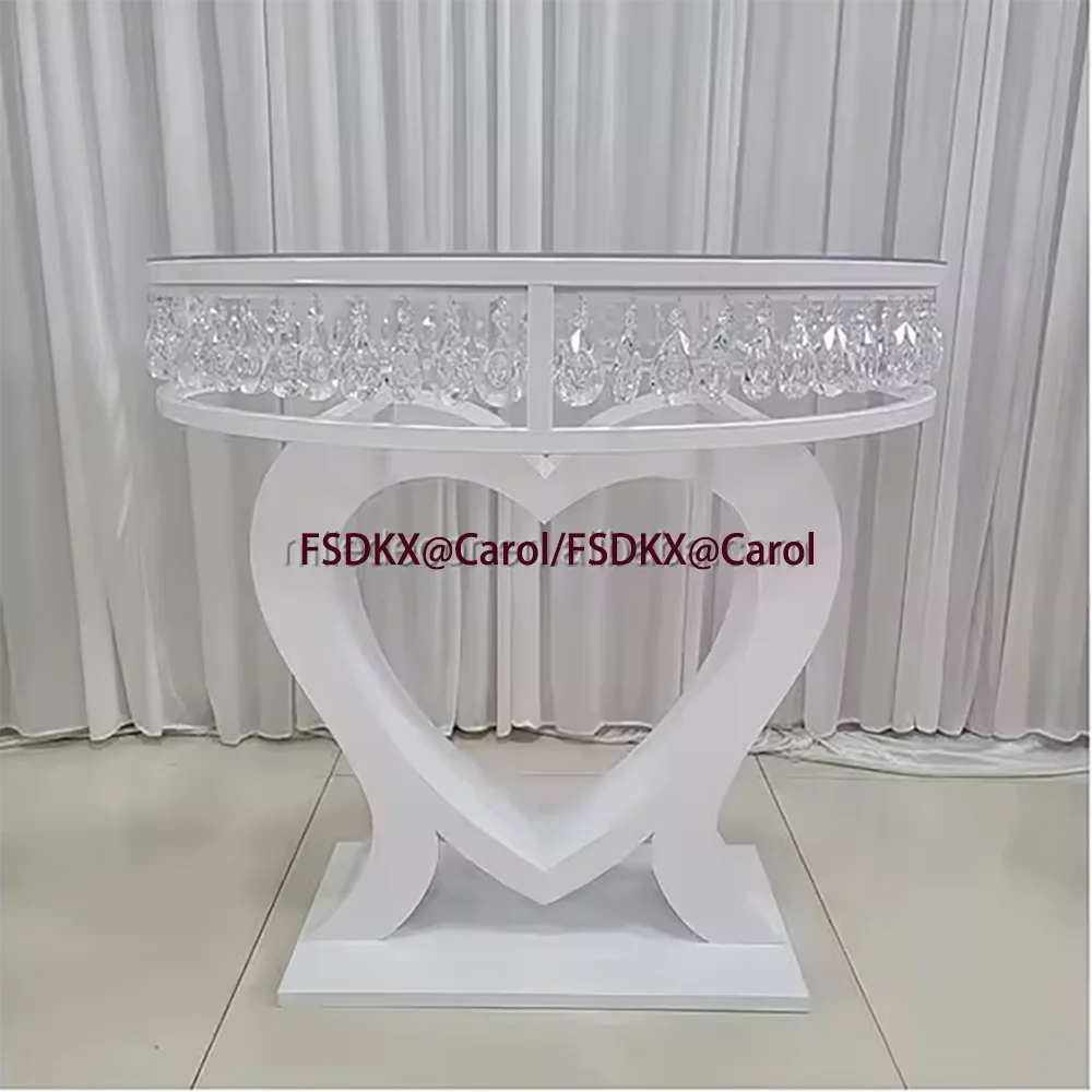 Modern Luxury Wedding Events Cake Table Gold White Diamond Heart Shaped Cake Stand Display For Sale
Modern Luxury Wedding Events Cake Table Gold White Diamond Heart Shaped Cake Stand Display For Sale