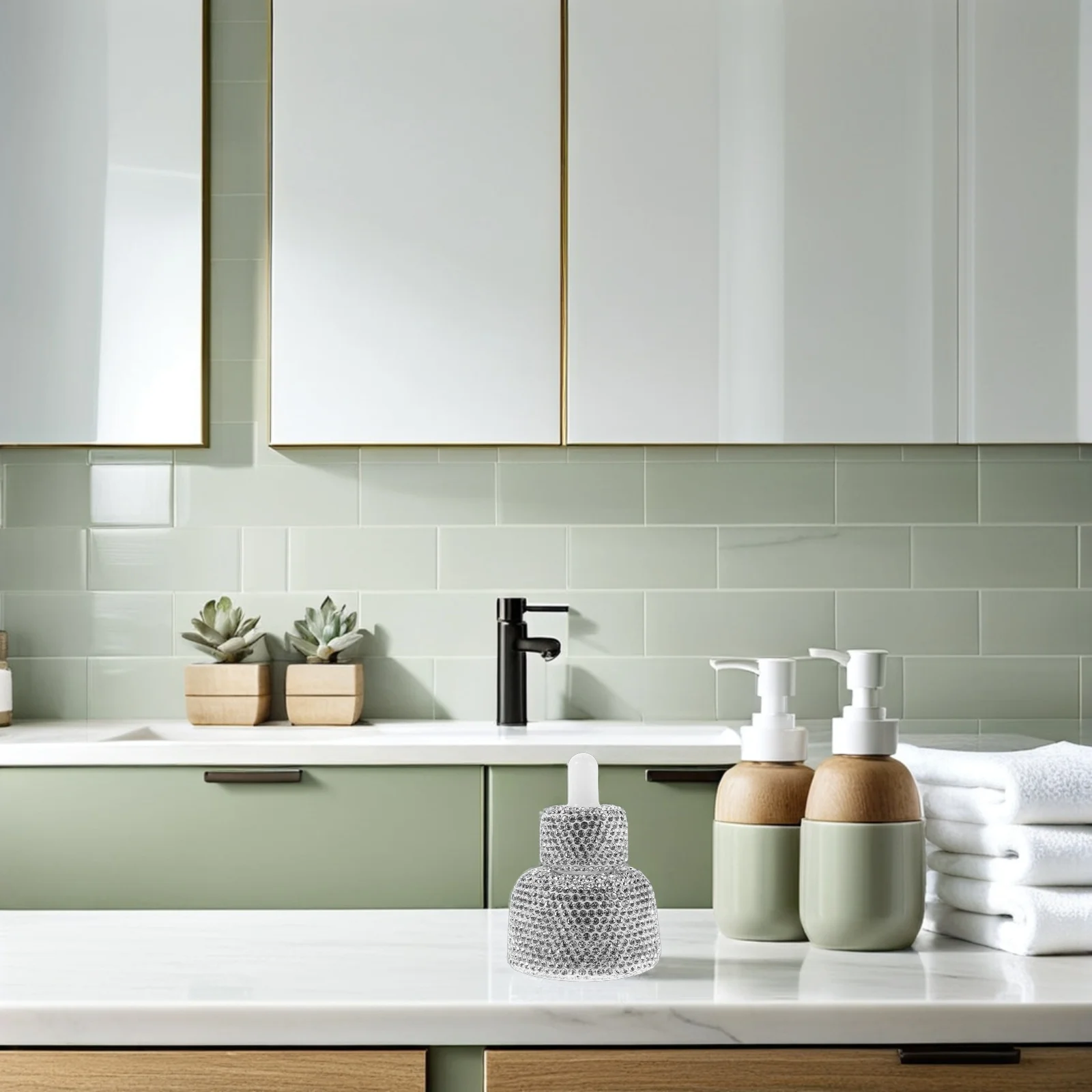 30Ml Essential Oil Glass Dropper Bottle Refillable Vintage Rhinestone Design Portable Travel Sample Container For Perfume
30Ml Essential Oil Glass Dropper Bottle Refillable Vintage Rhinestone Design Portable Travel Sample Container For Perfume