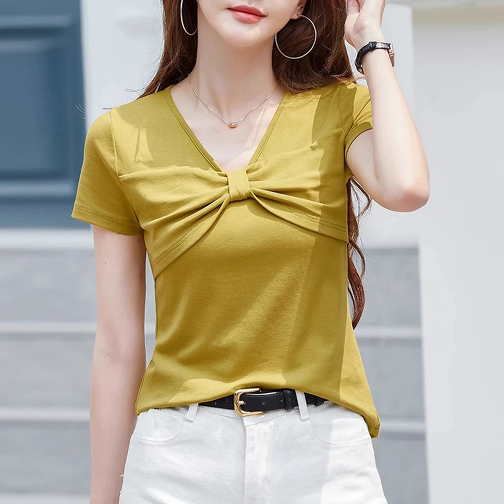 Korean version yellow pure cotton short sleeved T-shirt for women's summer new style bow tie fashionable plus size casual top
Korean version yellow pure cotton short sleeved T-shirt for women's summer new style bow tie fashionable plus size casual top