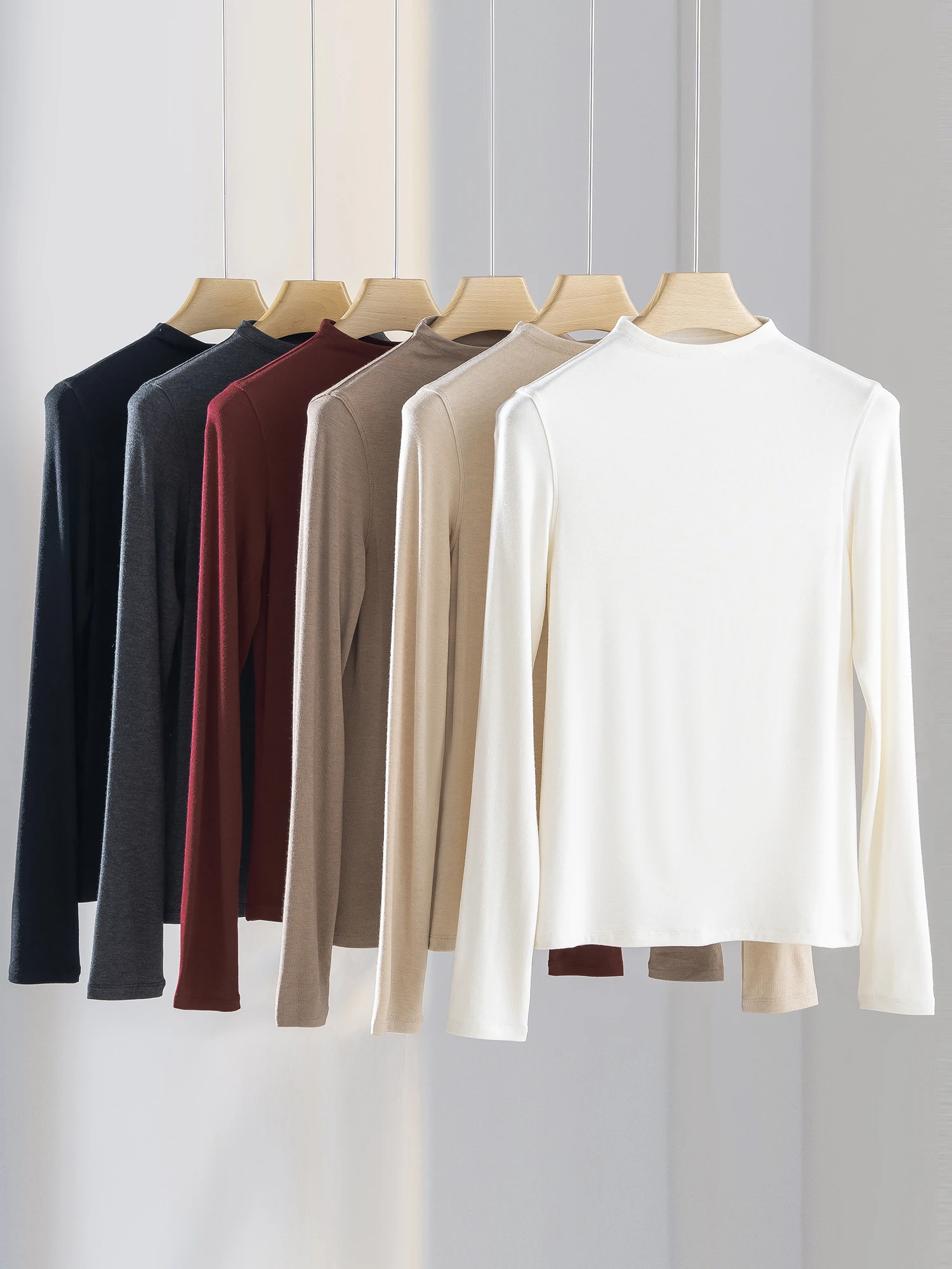 Winter Fashion Casual Ladies T Shirts Long Sleeve Solid Color Women Blouse Knit Slim Mulberry Silk Shirt Inner Wear
Winter Fashion Casual Ladies T Shirts Long Sleeve Solid Color Women Blouse Knit Slim Mulberry Silk Shirt Inner Wear